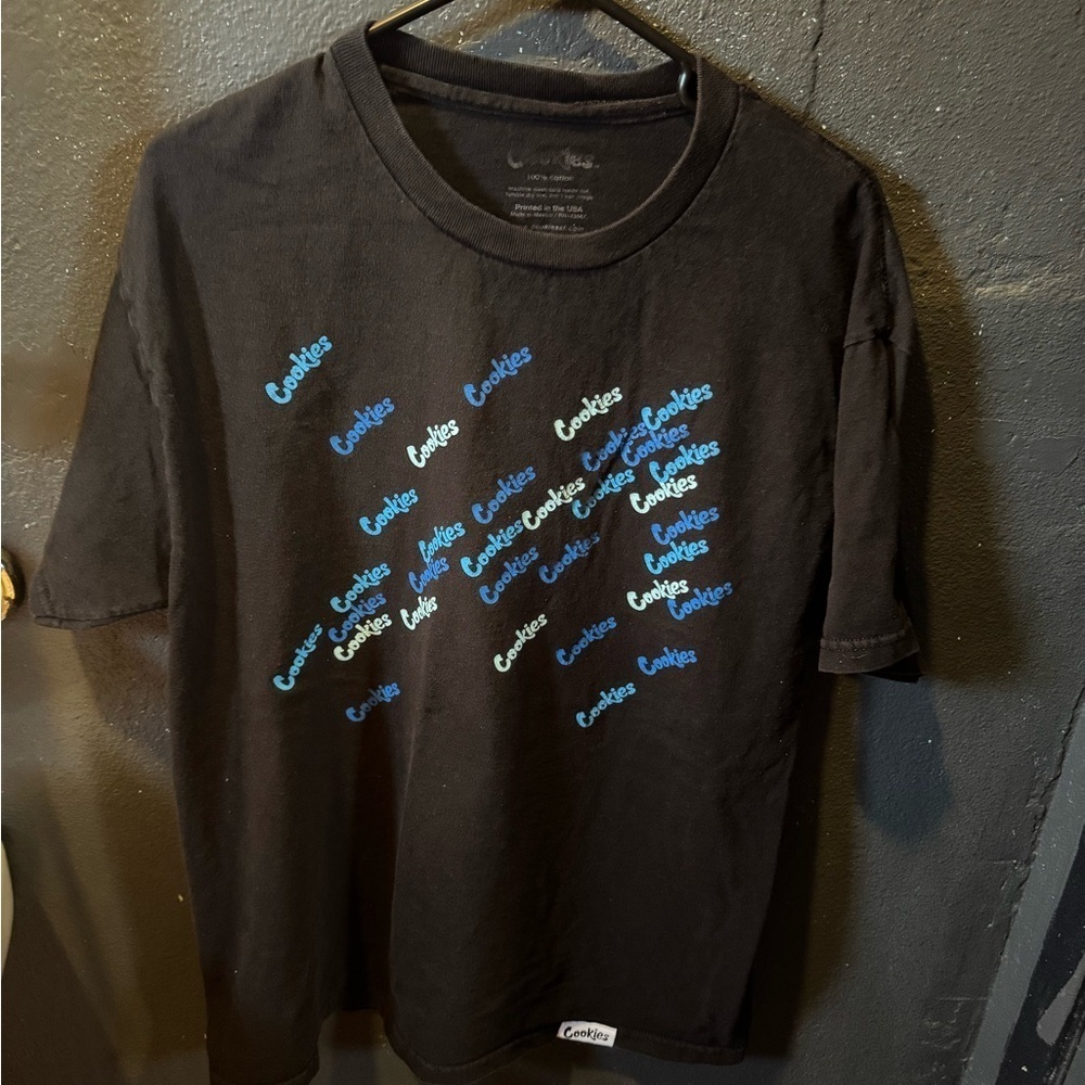 Cookies Blue and Black Short Sleeve Tee with Graphic Design Size Large